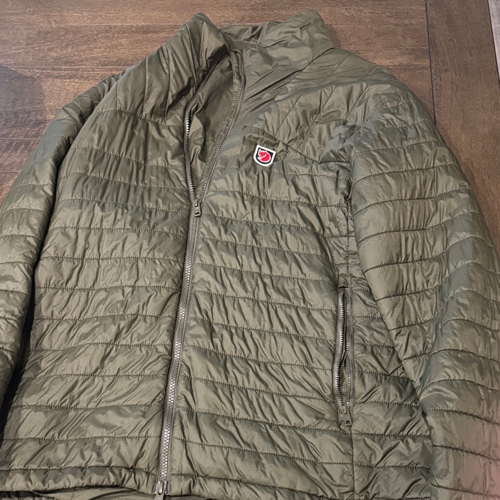 Fjallraven Men's Green Puffer Jacket